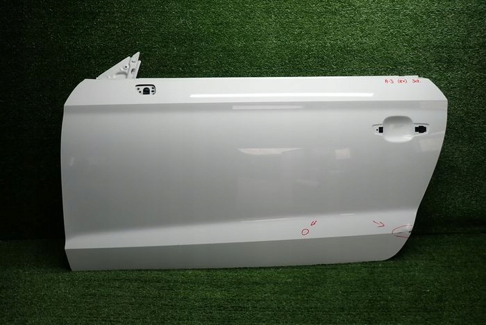 AUDI A3 8V 3d Portière Gauche Avant Avant