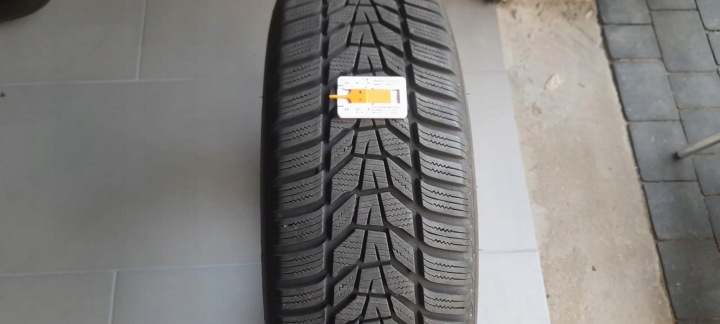 HANKOOK WINTER i*CEPT EVO3 215/65R17 99V 2020