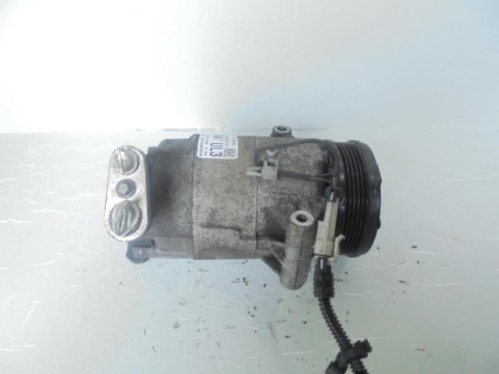 OPEL ZAFIRA B compressor pump of the air conditioning 13286085 UL3