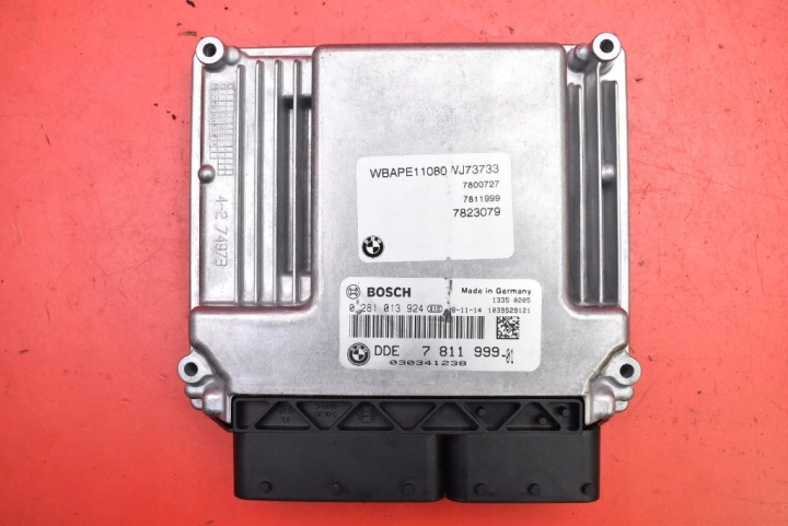 Bedienteil Computer DES MOTORS 7811999 BMW X3 E83 2.0 D 177 KM LIFT 06-10