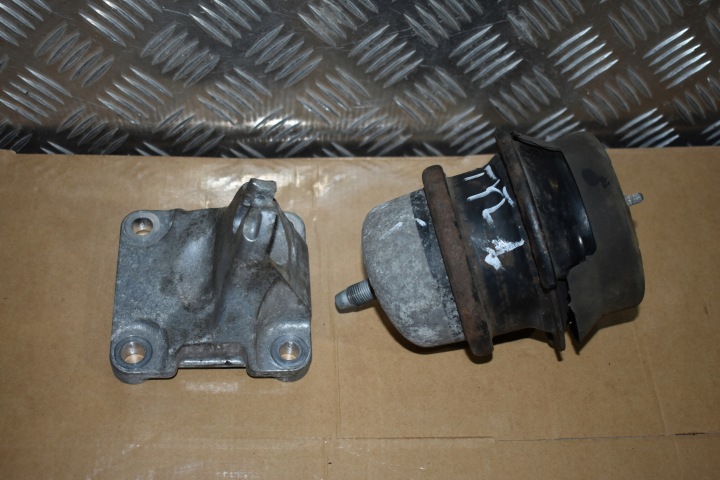 IDEALNA Airbag Getriebehalter getriebe links NISSAN GT-R R35 1