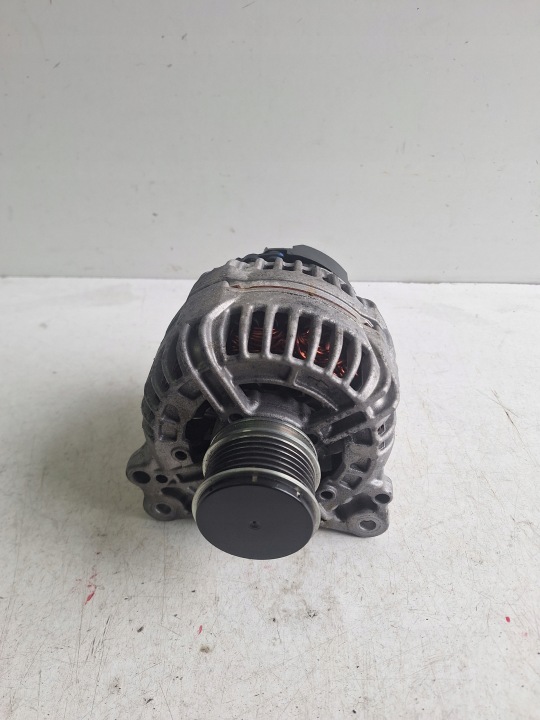 VOLKSWAGEN SEAT SKODA AUDI 2.0 TDI Alternateur 06F903023F 140A BOSCH