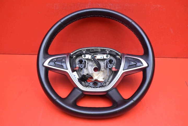 lenkrad SKORZANA MULTIFUNKCYJNA 484007585R DACIA DUSTER 2 II 17-21