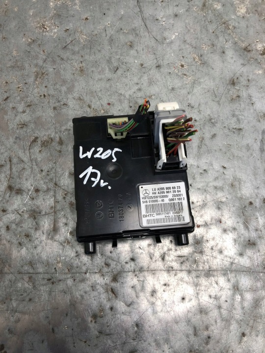 module control unit of the air conditioning MERCEDES W205 A2059006923