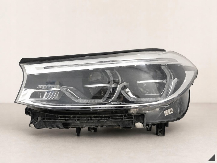 BMW 6 G32 GT GRAN TURISMO 17-20 licht ADAPTIVE FULL LED links vorne EUROPA