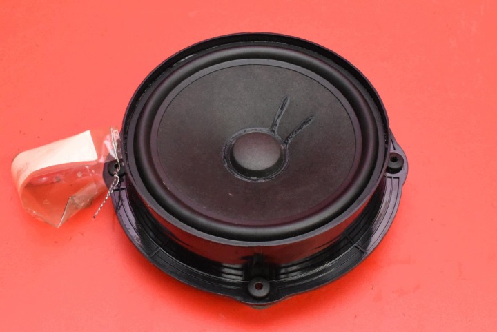 Haut parleur Gauche Arrière 5E0035411C SKODA OCTAVIA 3 III HB 13-17