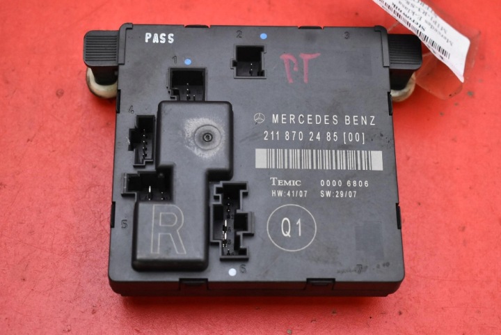 Unité de contrôle Module Portière Droite Arrière 2118702485 MERCEDES E-KLASA W211 LIFT 06-09