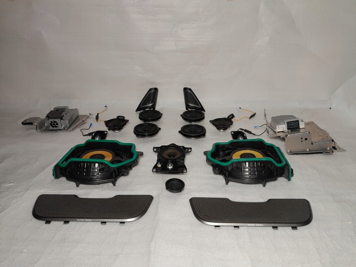 BMW 7 G11 LCI NAGLOSNIENIE Haut parleurs HARMAN KARDON KOMPLET
