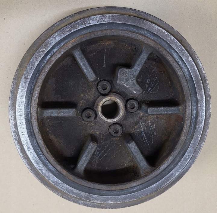 pulley ZEBATE cams TLUMIK DRGAN VW TRANSPORTER T4 OE 074105243D