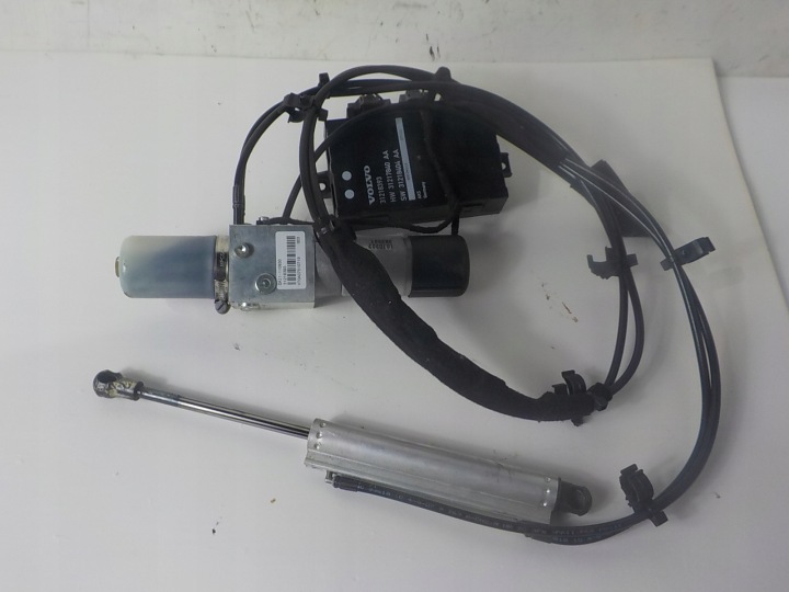 VOLVO V70 III Dämpfer Pumpe Bedienteil heckklappe Kofferraum 31218393