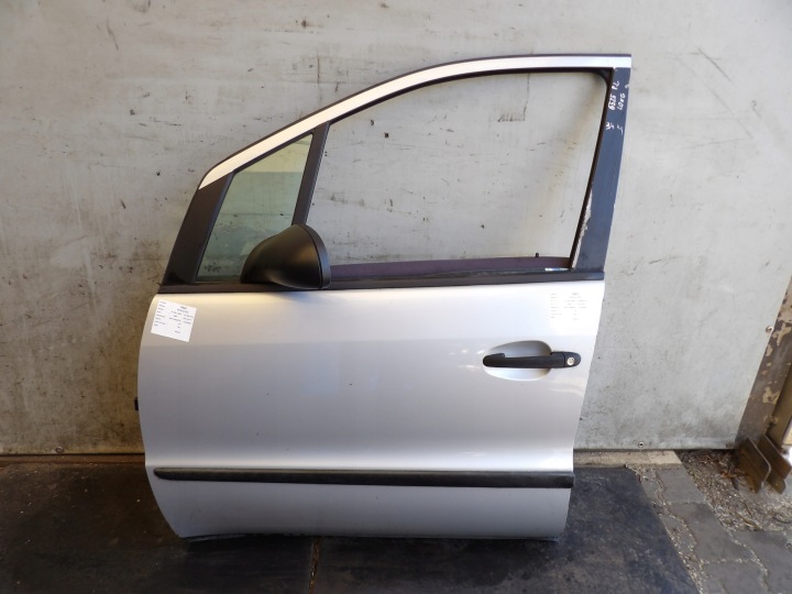 Mercedes A168 long Portière Avant Gauche lak. 761 HB 5D lift