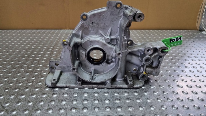 oil pump 04E115105N VW GOLF VII OCTAVIA III POLO V 6R IBIZA IV 1.2 TSI