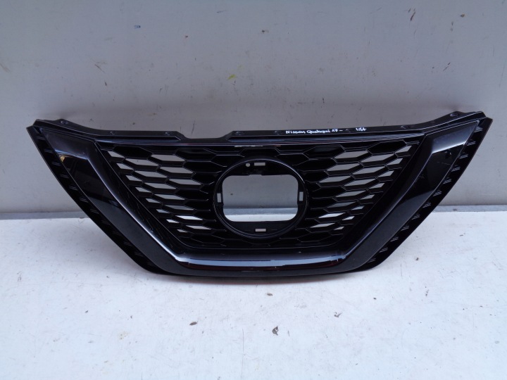 MASKA NISSAN QASHQAI 17- LIFT CIERNA