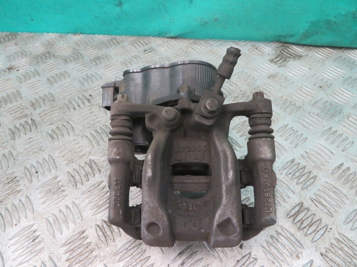PINZA FRENO freno sinistra posteriore MERCEDES W177 2.0 19R