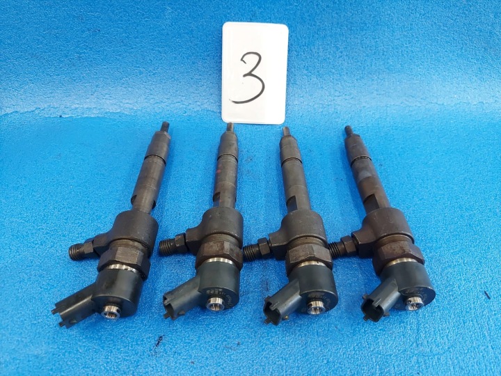 injectors OPEL FIAT 0445110119 BOSCH