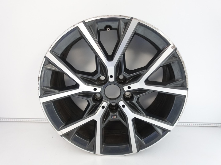 BMW 1 F40 2 GRAN COUPE F44 m-paket felga 8Jx18 IS54 5x112 553M