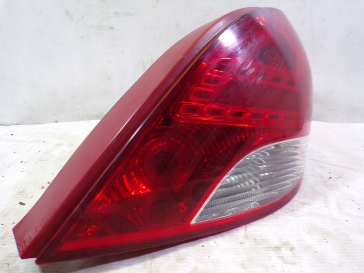 light rear rear part right PEUGEOT 207 CC LED (K) CENA without WKLADU ZAROWEK