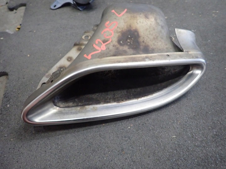 TERMINALE DELLO SCARICO SINISTRA MERCEDES C-KLASA W205 2014- A2054900927