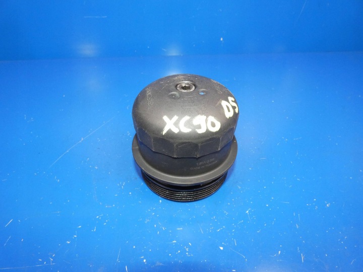 VOLVO XC90 II XC60 II V90 S90 2.0 D5 D3 a nut of a filter, oil MISKI