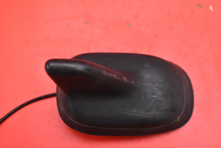 ANTENA PLETWA cierna 3C0035507AA SKODA SUPERB 2 II 08-13