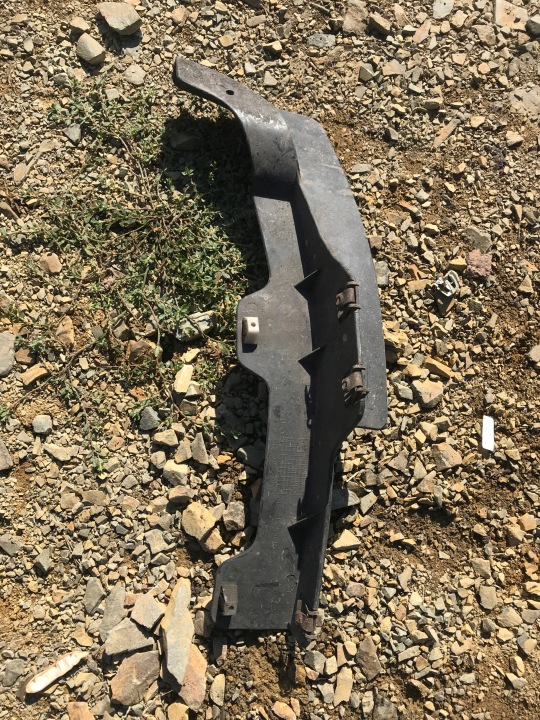 SPOILER NADKOLA bal eleje AUDI Q5 8R0853887