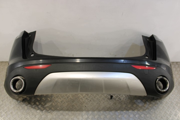 Stoßstange heck hinten komplet 4 X PDC ALFA ROMEO STELVIO
