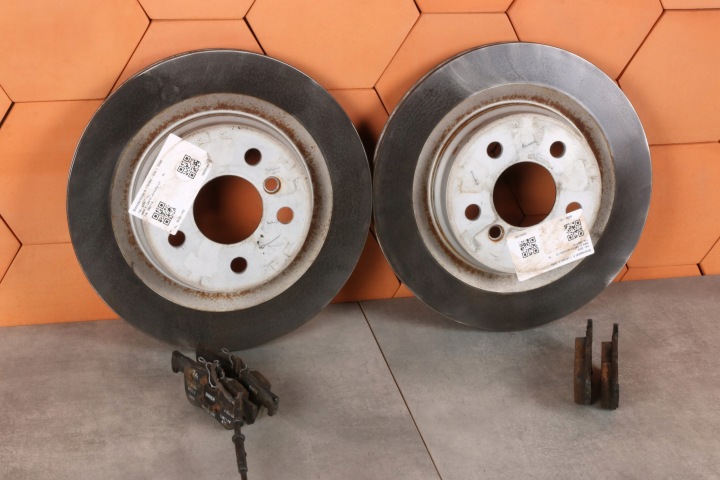 BMW F40 F44 F45 X1 F48 X2 F39 discs plates rear part 300X20 6799369