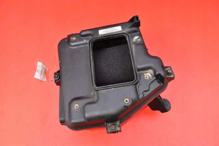 cover of a filter, air 04891961AB JEEP COMPASS 1 and 2.2 CRD 163 KM 11-13