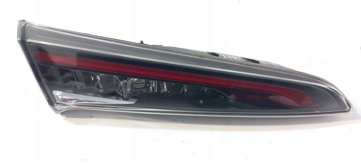 Toyota Corolla E210 E21 Licht hinten 02429