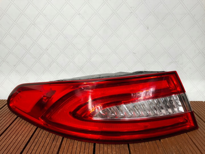 JAGUAR XF X250 LIFT 11-15 Licht hinten links heck LED CX23-13405-AD EUROPA OE