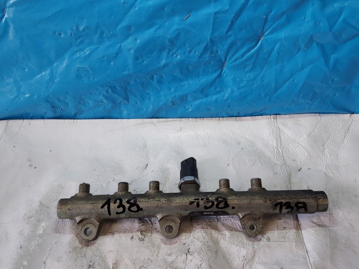 Rampe injection FIAT STILO 1.9 JTD 0445214016