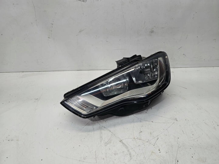 REFLEKTOR Licht vorne links vorne AUDI A3 8V 8V0941003A UK ***2***