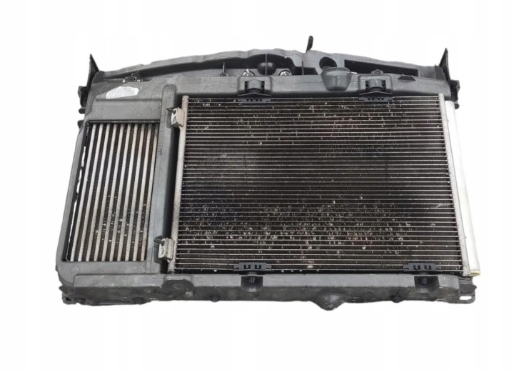 KOMPLET der Kühler Lüfter CITROEN DS3 1.6 HDI 2010-2016