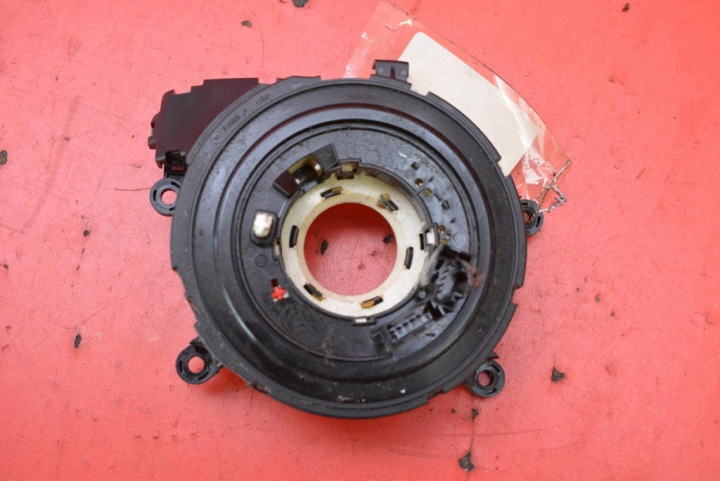 kroužek airbag ZWIJAK 6989557-02 BMW E90 E91 04-12