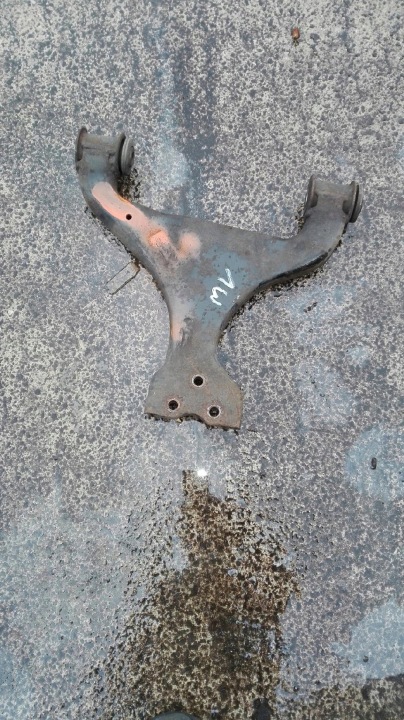arm front left VITO W639 VIANO 2.2 CDI