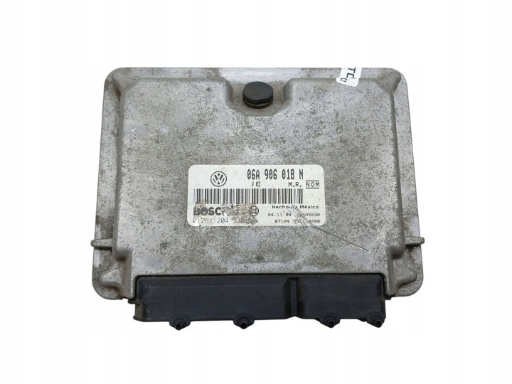 Computer DES MOTORS VW NEW BEETLE 1998-2005 2.0 8V 115KM 06A906018N 0261204935