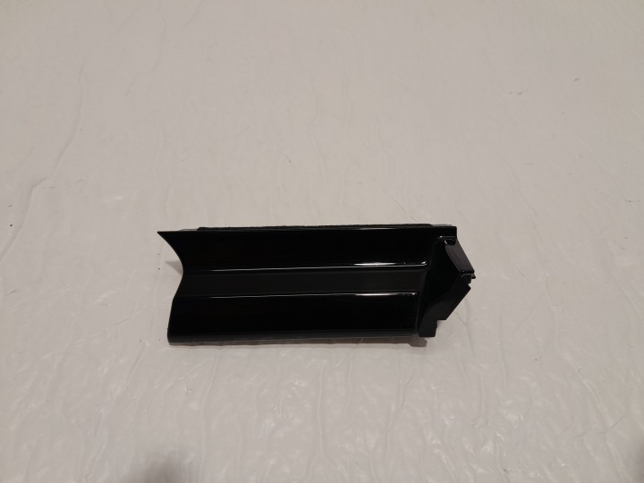 AUDI A4 B9 LIFT Leiste Schutzleiste DEKORACYJNA DEKOR PIANO 8W1857967A
