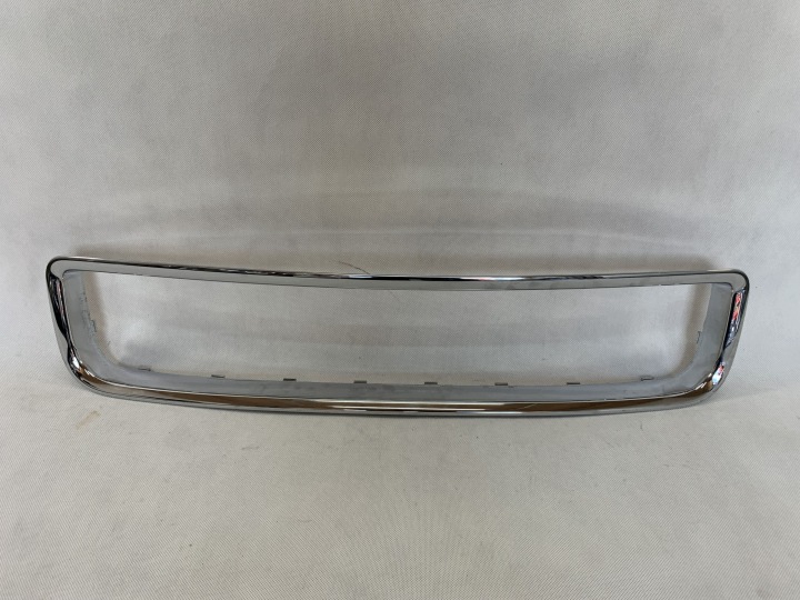 Chrom maska lišta nárazník Volkswagen VW Touareg 02-06r 05.26