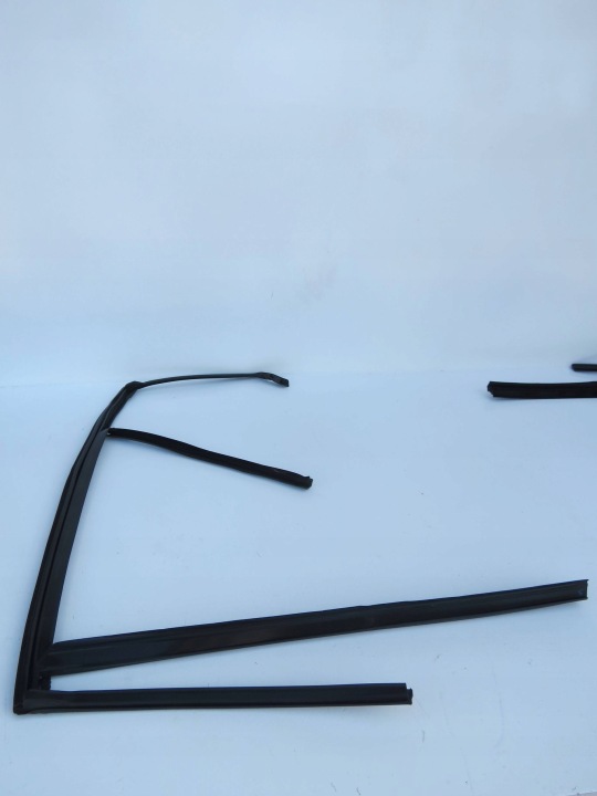 modanatura guarnizione PORTA Portiera Destra / sinistra posteriore VOLVO V60