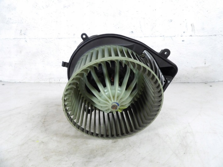 Réchauffement Ventilateur Bouches buses VW PASSAT SUPERB 740221233F