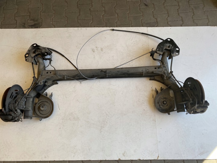 RENAULT KANGOO III POSTERIORE PONTE POSTERIORE SOSPENSIONE RINFORZO PARAURTI POSTERIORE
