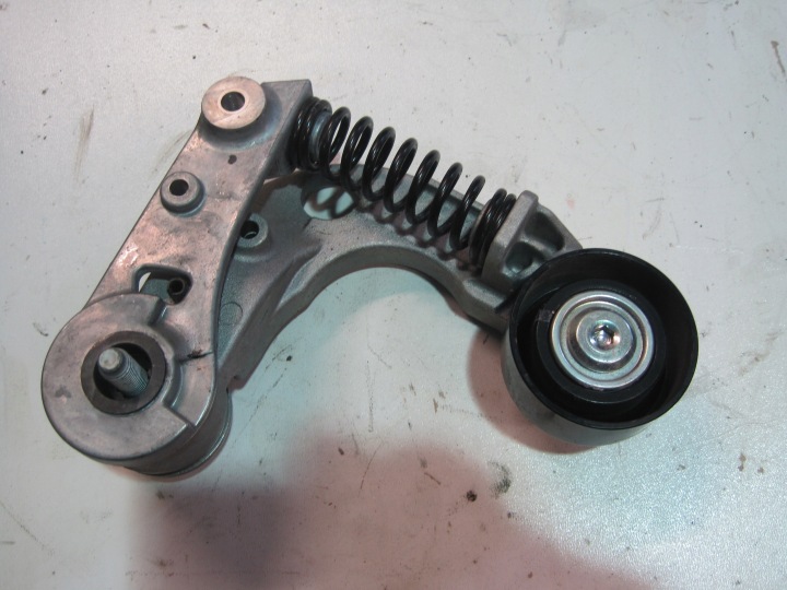 Tenditore cinghia motore TENDICINGHIA KIA SPORTAGE V 1,6T-GDI MB079-62549