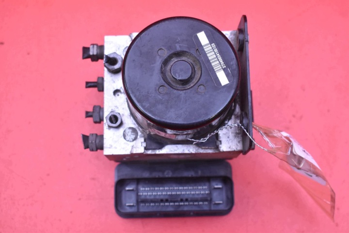 Pompa ABS AV59-2C405-GB FORD FIESTA MK7 1.6 TDCI 95 KM LIFT 12-17