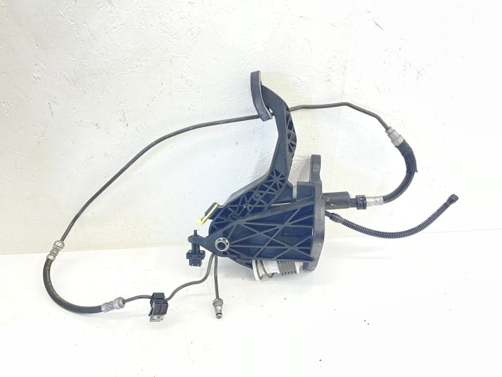 MERCEDES A-classe W176 pedale pedaliera frizione usato pompa A2462900419