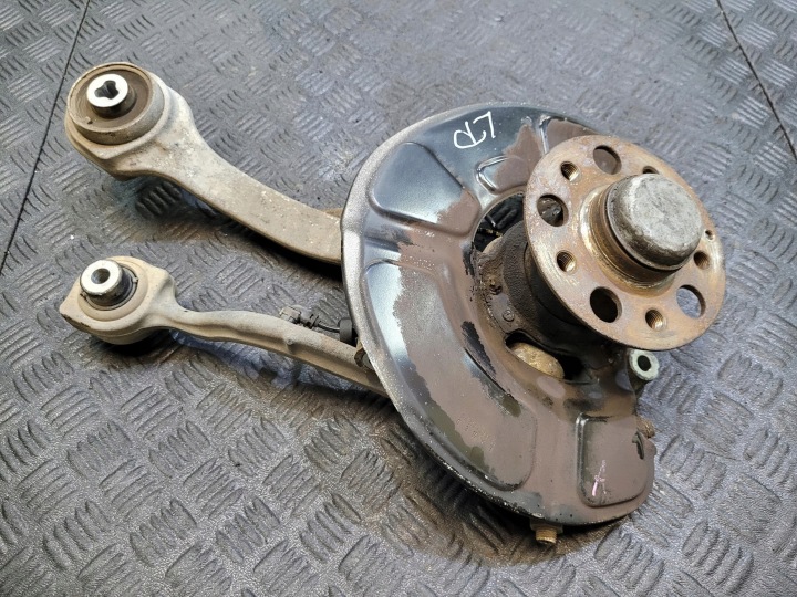 Achsschenkel Radnabe Radlager schenkel vorne vorne links Querlenker MERCEDES E W212 2.2 D CDI