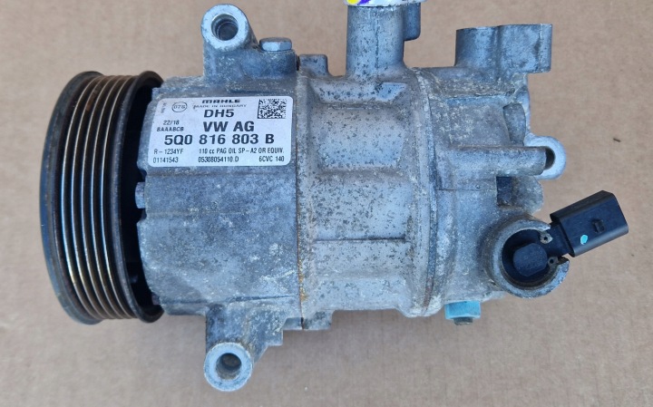 compressor of the air conditioning 5Q0816803B VW SKODA original