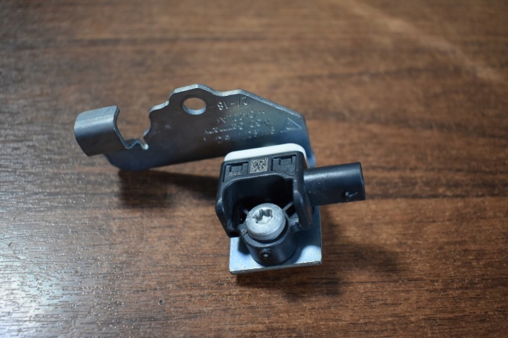 IDEALNY Sensor PRZYSPIESZENIA rechts PORSCHE PANAMERA 971 1