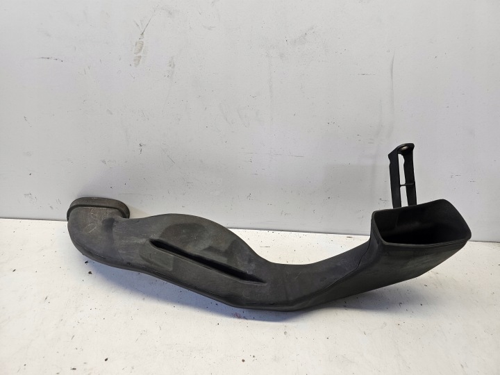 OPEL ZAFIRA C LAPACZ Tubo manicotto aspirazione aria Z OSSATURA 13307080