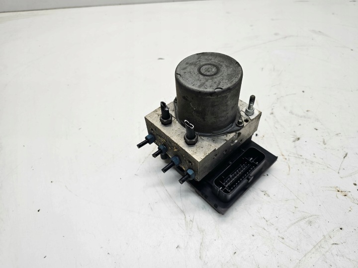 pumpa + kompjuter računalo ABS ESP AUDI A6 C6 4F0910517AM 4F0614517BD