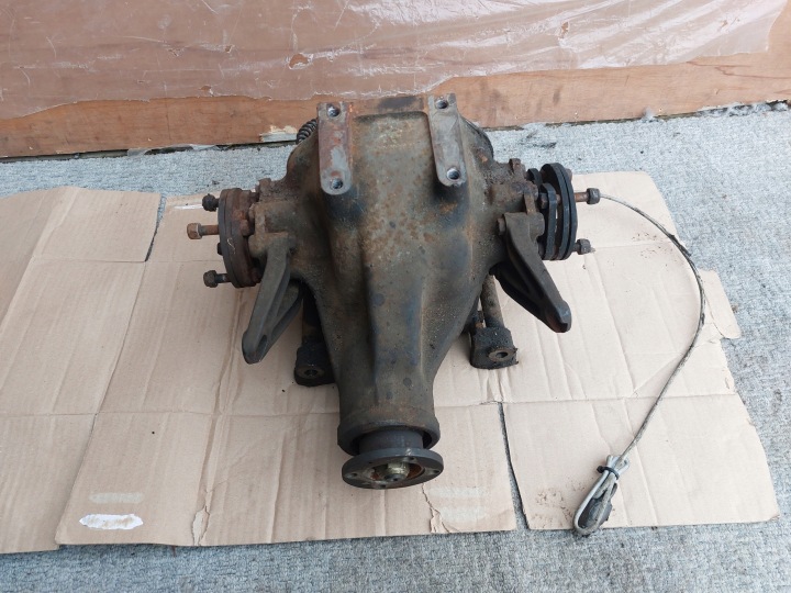 Ausgleichgetriebe Differential heck ASTON MARTIN VANTAGE DB7 01r C04HU-004-039
